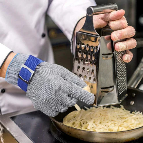 ProtectoMain Metal Glove – Safety and Mastery in Every Move