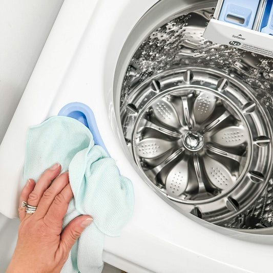 Deep Cleaning Your Laundry Room