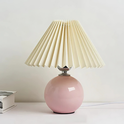 Vintage Pleated Table Lamp – Classic Charm, Modern Functionality