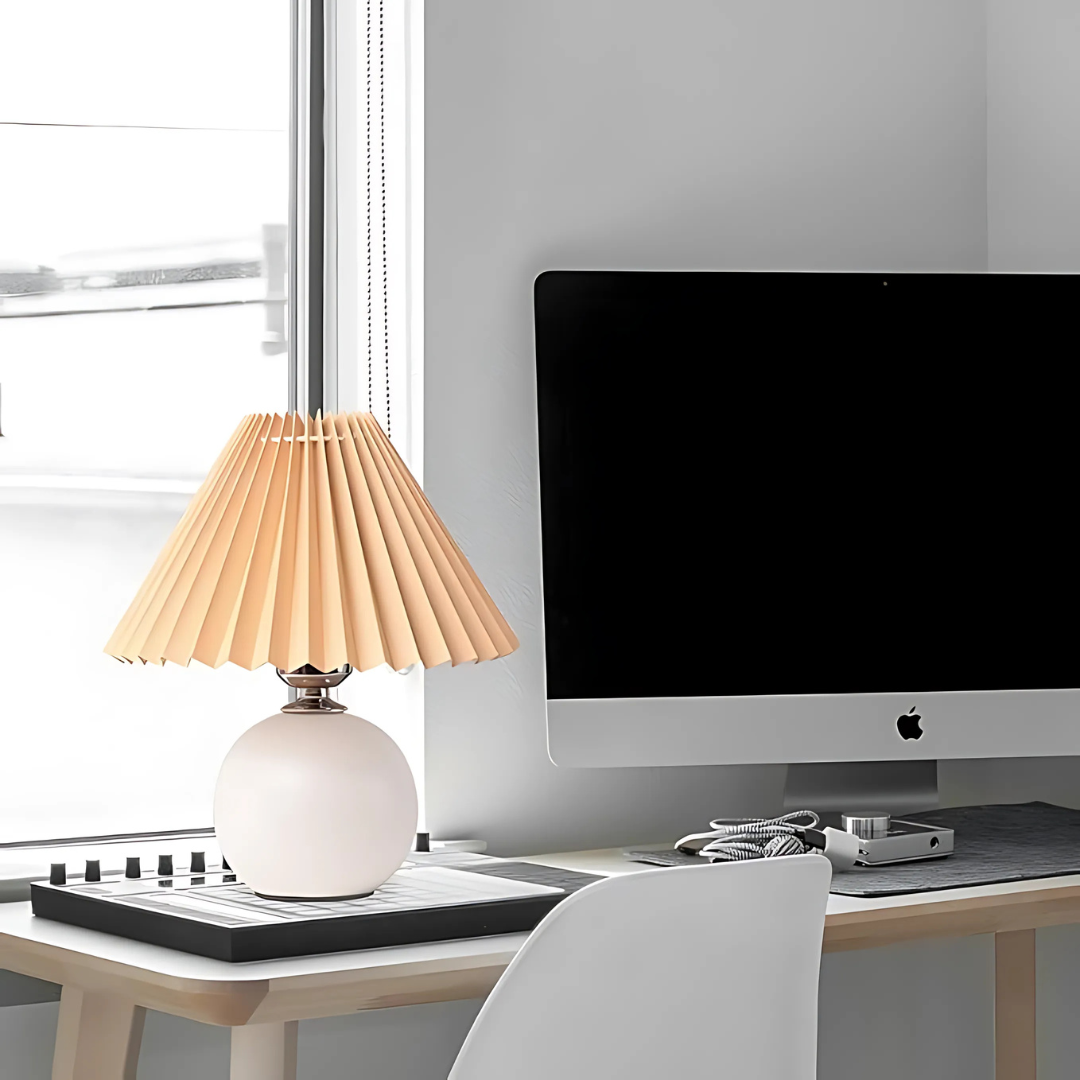 Vintage Pleated Table Lamp – Classic Charm, Modern Functionality