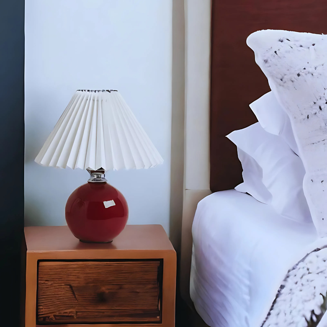 Vintage Pleated Table Lamp – Classic Charm, Modern Functionality