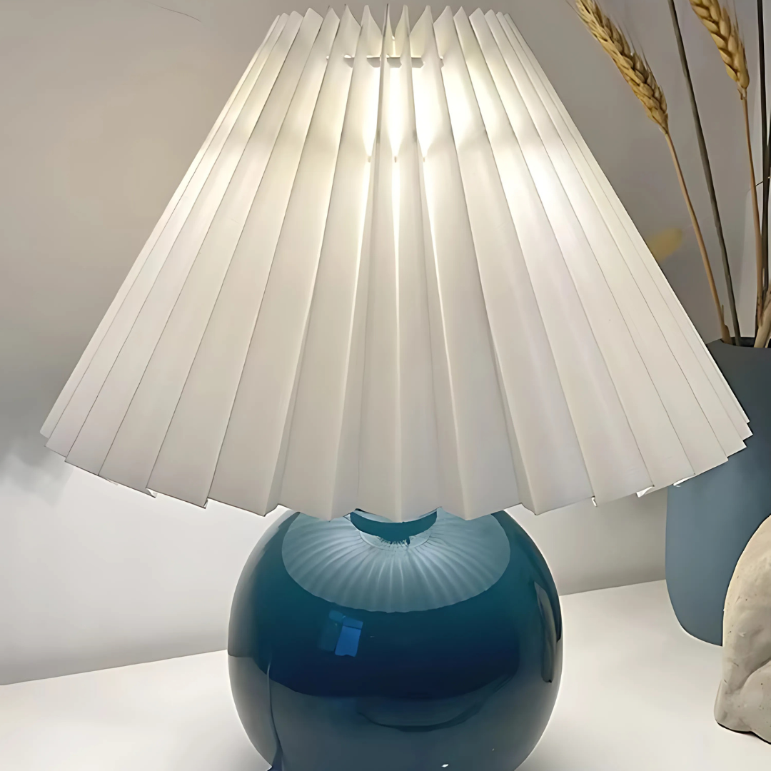 Vintage Pleated Table Lamp – Classic Charm, Modern Functionality
