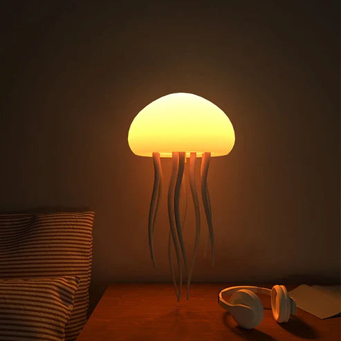 Enchanted Jellyfish Lamp – Hypnotic Flowing Light