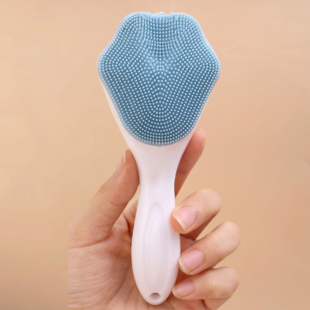 SilkyGlow – Silicone Facial Scrubber